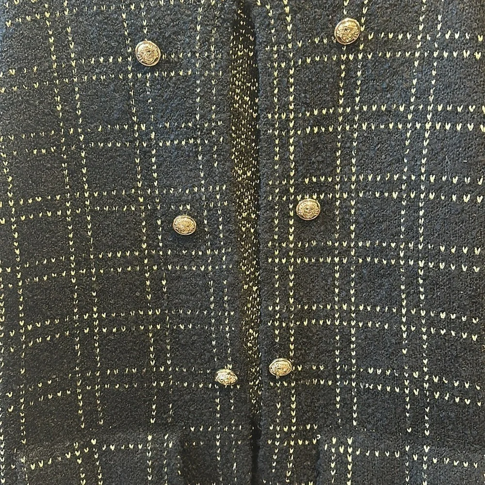 Sioni Large black and gold metallic threading and buttons cardigan with closure